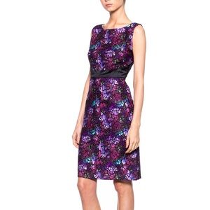 NWT CHETTA B Sleeveless AllOver Petal Sheath Dress